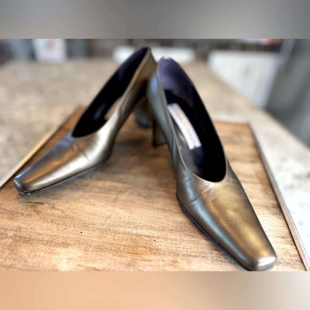 Donald J. Pliner Bronze Heels